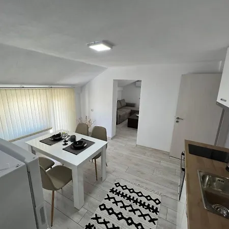 панорама рози Apartamento Sandanski
