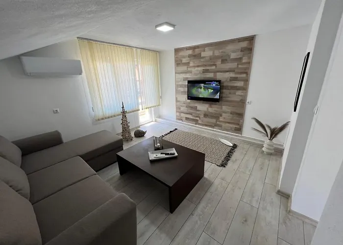панорама рози Apartament