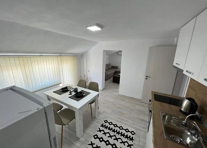панорама рози Apartament Sandanski