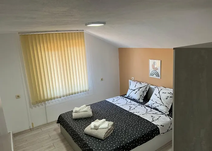 панорама рози Apartament Sandanski