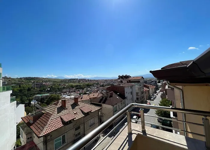 панорама рози Apartament *